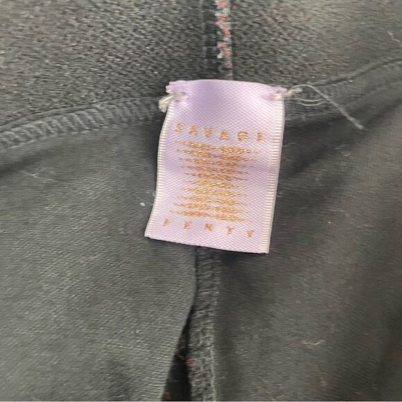 Savage X Fenty Forever Savage Logo High Rise Leggings - Picture 7 of 8